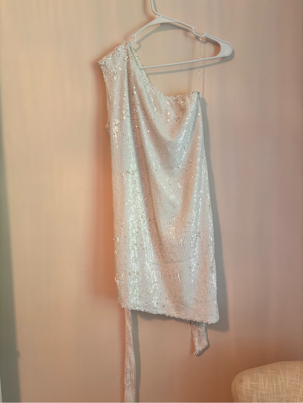 Princess Polly One-Shoulder A-symmetrical hem Sequin Mini Dress white size 4